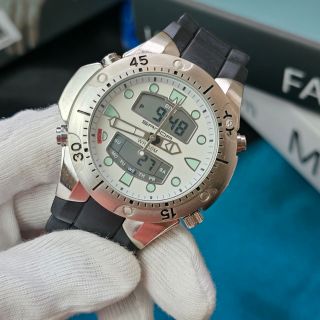 Đồng hồ Nam thiết kế độc đáo SANDA 3009 dây silicon mặt lim loại