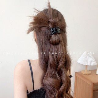 KẸP TÓC GIẢ ĐUÔI NGỰA