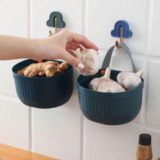 Giỏ treo tường đựng hành tỏi mẫu mới tiện lợi