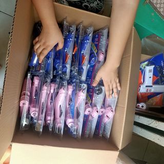 Máy bắn keo to TH