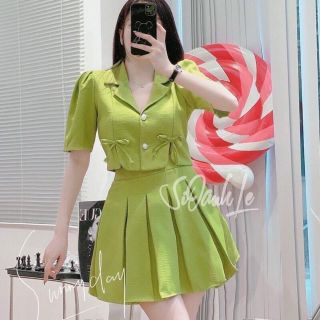 Set áo nơ kèm chân váy xếp ly