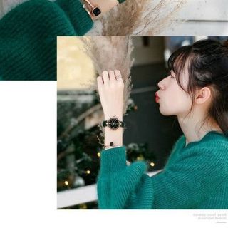 GUOU 6019 Dây Da Mặt Tròn Đa Dạng Màu Sắc Dành Cho Các Quý Cô Thích Sự Đơn Giản Tinh Tế