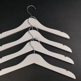 Móc gỗ trắng - [200c/thùng] - Móc áo cưới