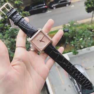 ĐỒNG HỒ NỮ CAO CẤP M.K 2611