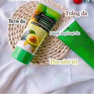 Sữa rửa mặt bơ Whitening & Oil