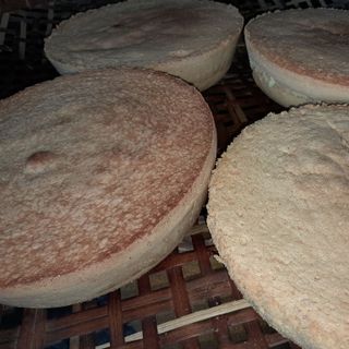 Bánh bông lan mặn nhân thịt Tân Hiệp (22cm×6cm) 10 ổ giá sỉ