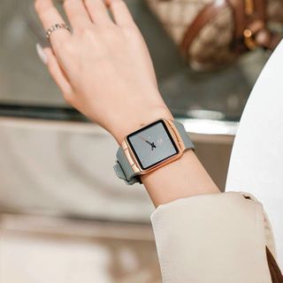 Đồng hồ GUOU 8161 dành cho nữ sang trọng
