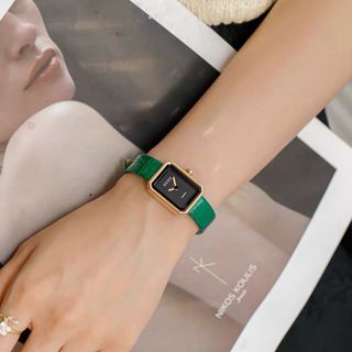 Đồng hồ GUOU 6042 dây da dành cho nữ sang trọng