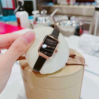 Đồng hồ chính hãng GUOU 8222 dây da dành cho các quý cô