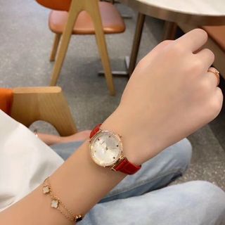Đồng hồ nữ SCOTTIE 9073 có dây da dành cho các quý cô