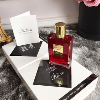 Nước hoa Kili-an Rolling In Love Đỏ 50ml
