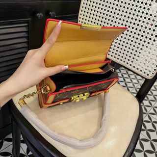 Túi xách quảng châu Cắp Nách - 12B3705 (Chuyên sỉ túi xách sll, balo, ví, thắt lưng, túi Laptop)