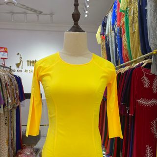 áo dài lụa nhật trơn 2 tà màu vàng chanh cổ tròn