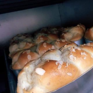 Bánh mì hoa cúc