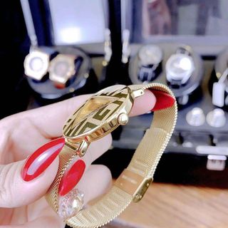 Đồng hồ đẹp cho chị em
