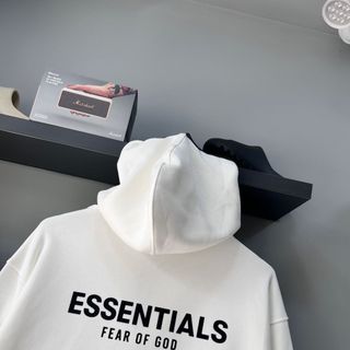 Áo khoác Essentials x Fear of god
