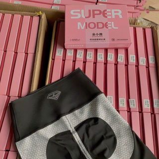 Quần legging nâng mông, Hàng cao su non co dãn 4 chiều ( m.L.xl )