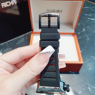 ĐỒNG HỒ NAM TRUNG CẤP RI.CHA MI.LLER TRƠN