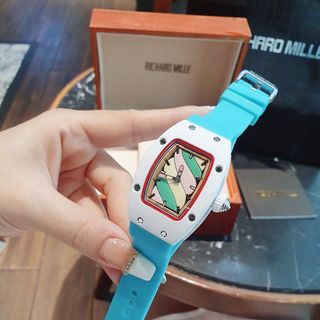 ĐỒNG HỒ NỮ TRUNG CẤP RI.CHA MILER KẸO XANH