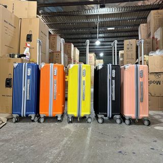 Vali giá rẻ 841