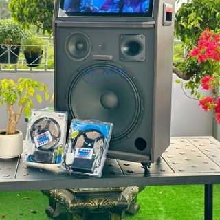 Loa Karaoke Màn Hình JBA F73S - Công Suất Lớn 300W Màn Hình Amoled Mượt Mà Bass Siêu Trầm 40Cm Âm Thanh Mạnh Mẽ Uy Lực Đi Kèm Cặp Micro Không Cao Cấp Bảo Hành 12 Tháng Tặng Kèm Bộ Đèn Led 5m