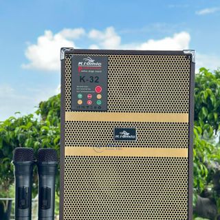 Loa Karaoke Kiomic K32 - Loa Xách Tay Bluetooth Cao Cấp Giá Rẻ Bass 20Cm Chất Âm Mạnh Mẽ Uy Lực Tặng Kèm 2 Micro Không Dây và Kẹp Điện Thoại L7 Bảo Hành 6 Tháng