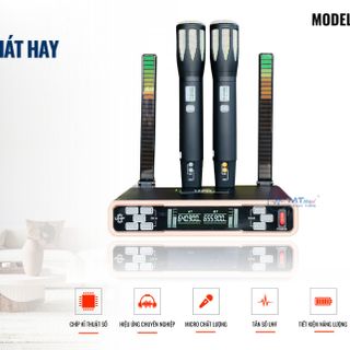 Micro Karaoke VM700 UHF Siêu Độc Đáo Với Đèn LED RGB và Micro Hát Nhẹ, Hút Tiếng, Chống Hú Rít