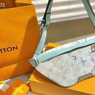 Túi xách quảng châu Bumbag Unisex Fullbox - 07B3820 (Chuyên sỉ túi xách sll, balo, ví, thắt lưng, túi Laptop)