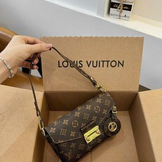 (HÀNG QC LOẠI 1) TÚI ĐEO CHÉO LV MÓC XU NHIỀU NGĂN SZ 20