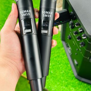 SGMax SM59- Micro Karaoke Không Dây Chính Hãng Chống Hù Rè Tốt Hỗ Trợ Nâng Giọng Hát Khi Hát Sạc Pin Trực Tiếp Trên Micro Bắt Sóng Xa Đến 15m