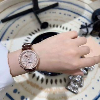 Đồng hồ SCOTTIE 9106 dây da dành cho nữ đính đá sang trọng