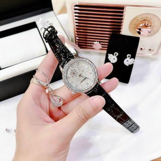 Đồng hồ SCOTTIE 9106 dây da dành cho nữ đính đá sang trọng
