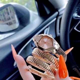 Đồng hồ bé Na nữ
