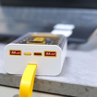 Pin Sạc Dự phòng Trong Suốt 20000Mah Sạc Nhanh 2 Chiều.