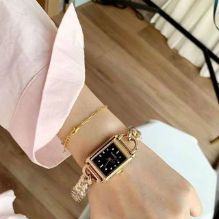 ĐỒNG HỒ THỜI TRANG NỮ LẮC VUÔNG