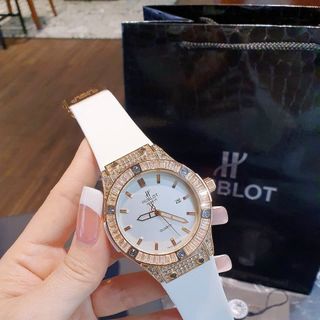ĐỒNG HỒ THỜI TRANG NAM HUB.LLOT SALE