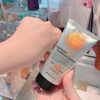 Kem Chống Nắng 3W Clinic Intensive UV Sunblock Cream SPF 50++