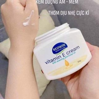 Vitamin e úc