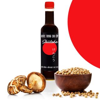 NƯỚC TƯƠNG CAO CẤP SHIITAKE CHAI NHỰA 525ML - LÀNG CHÀI XƯA