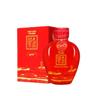 [Tặng Kiết Thành + Sốt Muối Chấm] Hộp Quà Đậm Đà Tình Thân GỒM 1 Nước Mắm Tĩn Tôm Biển 60N 500ml Và 1 Tĩn Cá Cơm Ruột Đỏ 250 ml không chất bảo quản