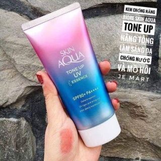 Kem chống nắng Skin Aqua tím
