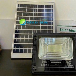 ĐÈN PHA NĂNG LƯỢNG MẶT TRỜI
