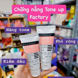 KEM CHỐNG NẮNG DERMA