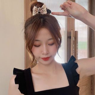 Bộ 2 Kẹp Tóc Đính Đá acrylic Hình Ngôi Sao Năm Cánh