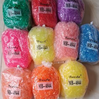 Thun cột tóc đủ màu cho mẹ và bé