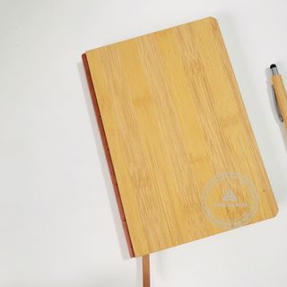 SỔ TAY GỖ – MÓN QUÀ ĐỘC ĐÁO VÀ Ý NGHĨA