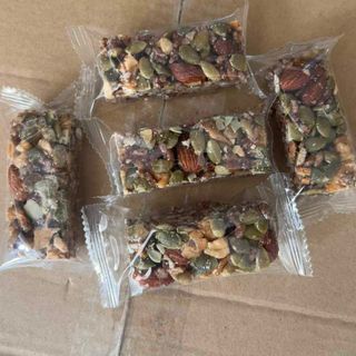 BÁNH THANH GẠO LỨT MIX HẠT, CHÀ BÔNG, RONG BIỂN