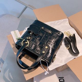Túi xách quảng châu Tote Tag Gấu - 09B3935  (Chuyên sỉ túi xách sll, balo, ví, thắt lưng, túi Laptop)