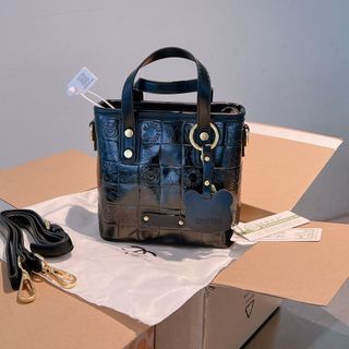 Túi xách quảng châu Tote Tag Gấu - 09B3935  (Chuyên sỉ túi xách sll, balo, ví, thắt lưng, túi Laptop)
