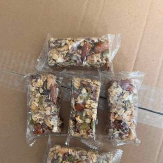 BÁNH THANH GẠO LỨT MIX HẠT, CHÀ BÔNG, RONG BIỂN